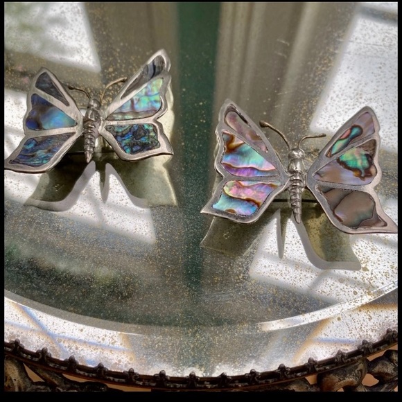 2 VTG sterling/abalone butterfly brooches - Picture 7 of 9